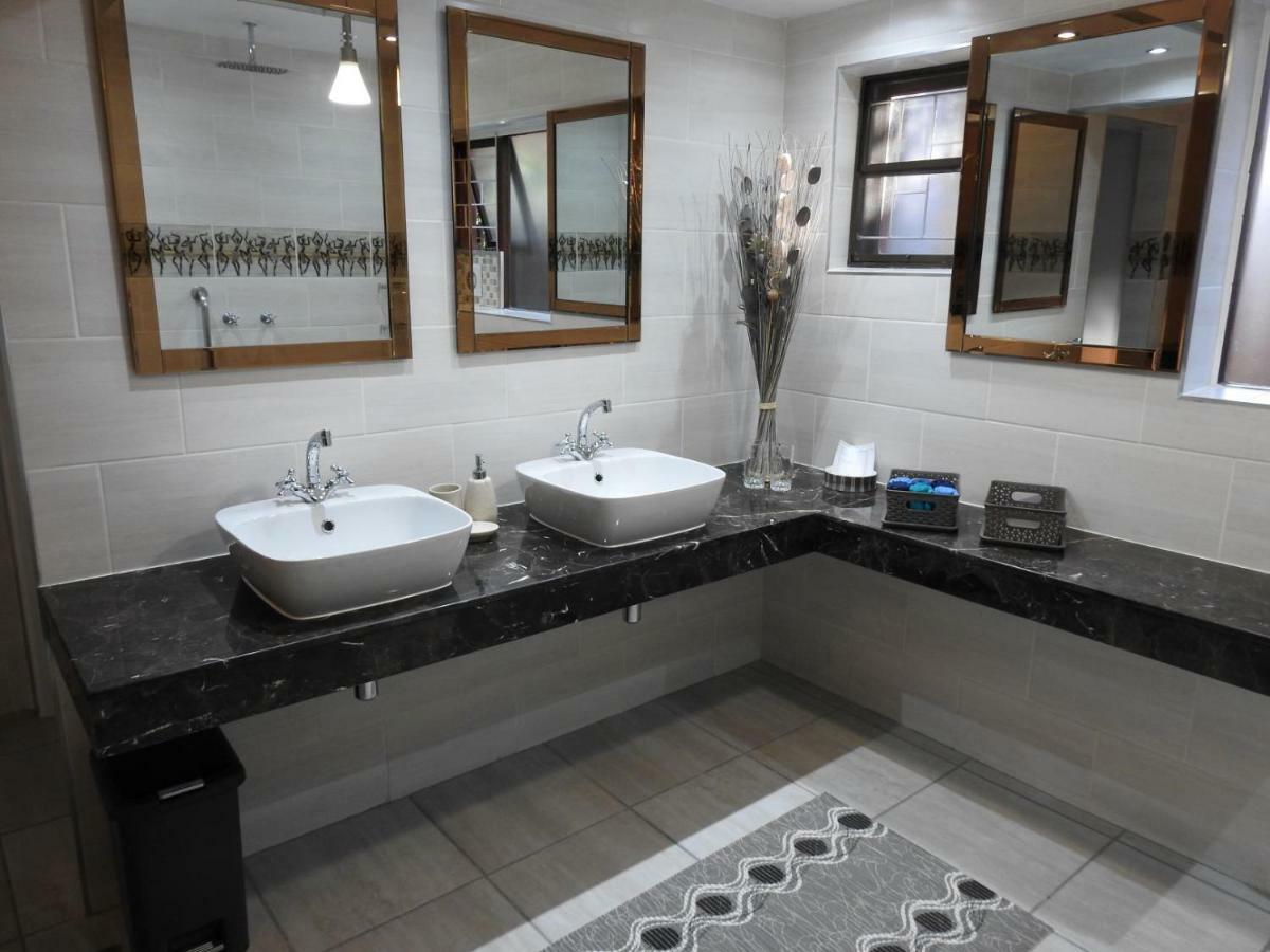 Dungbeetle River Lodge كولشستر المظهر الخارجي الصورة